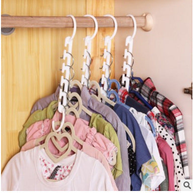 Multi-functional White 8 Magic Hangers